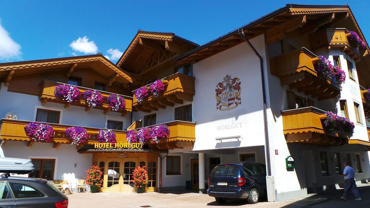 Hotel Hörlgut Maria Alm am Steinernen Meer Exteriör bild